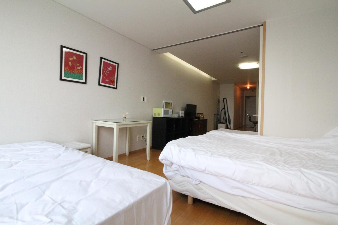 Gangnam Galaxy Lux Apt Gwacheon Экстерьер фото